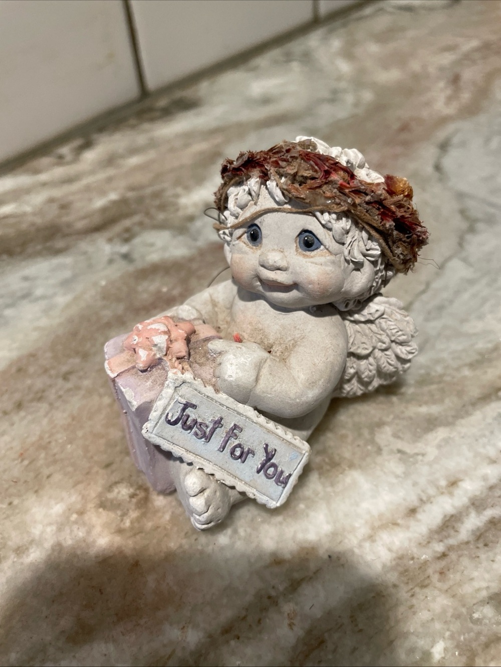 Dreamsicles Kristin 1998 Sitting Smiling Cherub Angel #10679 “just For You”